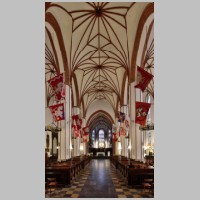 Wnętrze Bazyliki Archikatedralnej św. Jana Chrzciciela w Warszawie, photo Adrian Grycuk, Wikipedia,2.jpg